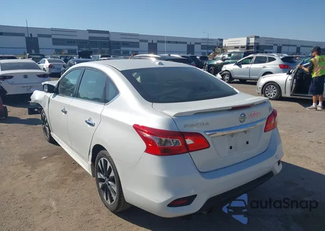 2018 Nissan Sentra Sr z USA, uszkodzony, nr VIN 3N1AB7AP8JY217261